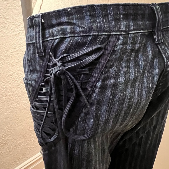 AMAZING Y2K Rocawear Lace Up Low Rise Denim Pinstripe Jeans - Picture 7 of 9